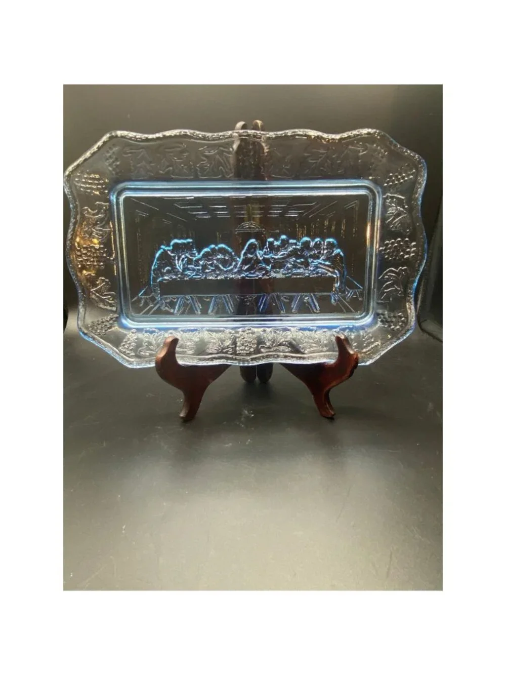 Tiara lords supper